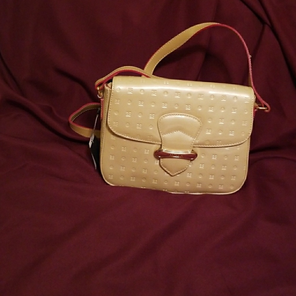 Acadia Leather Messenger Bag